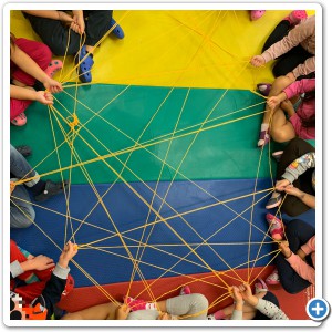 La ragnatela dell’amicizia.